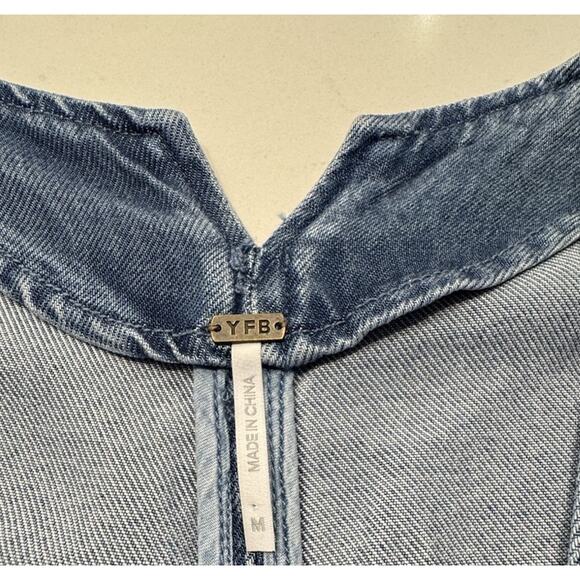 Young Fabulous & Broke YFB Veda Denim Vest Women’s Size Medium Boho Western - Picture 4 of 7